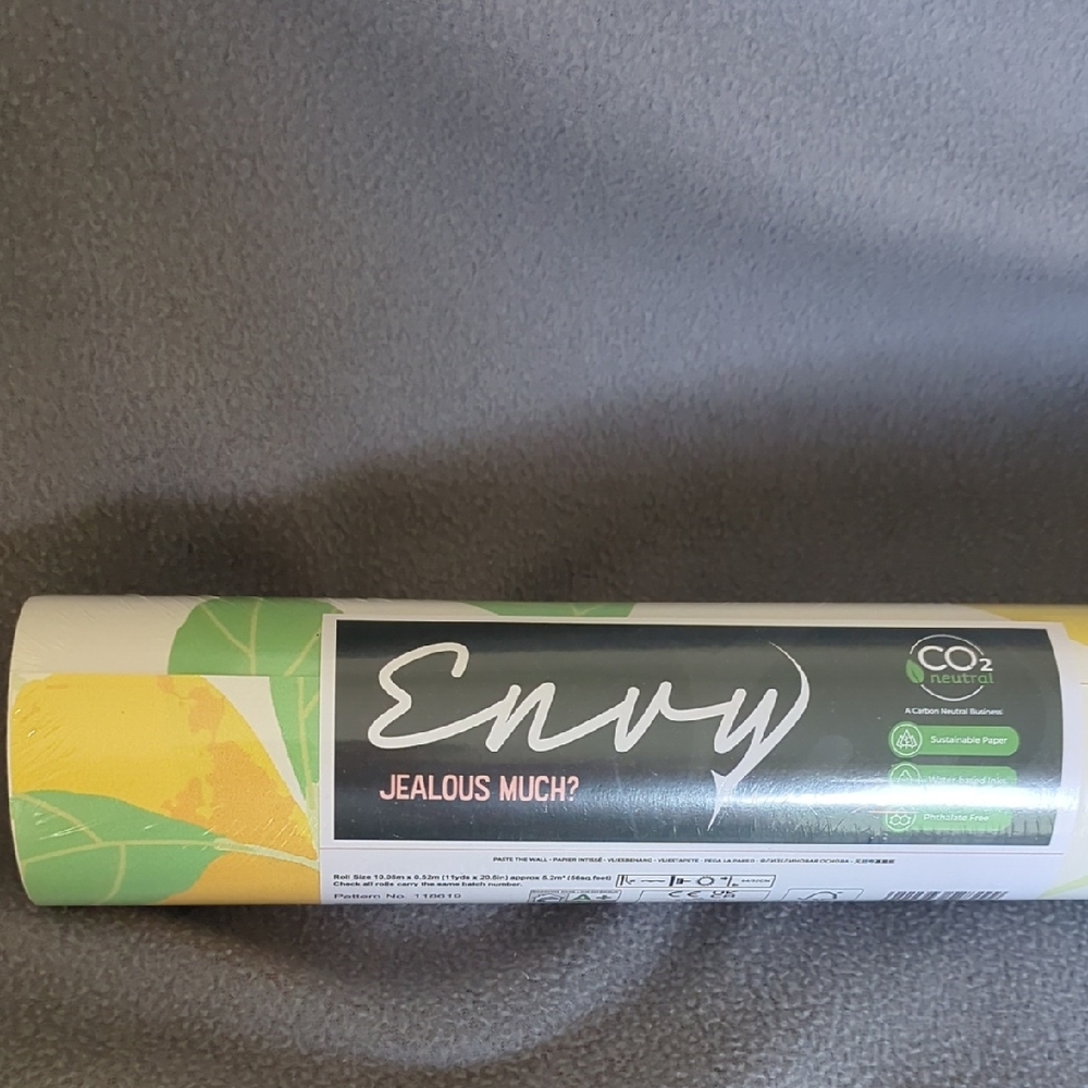 Envy Feeling Fruity-Fresh Wallpaper.